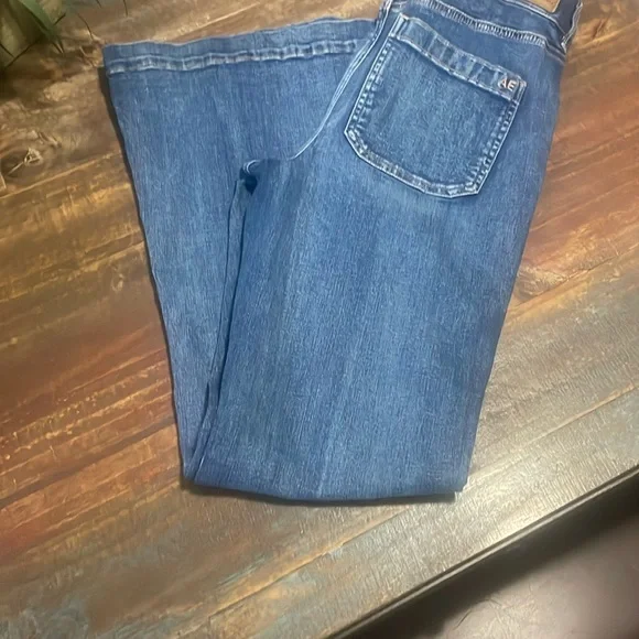 Classic Blue Denim Jeans - Picture 3 of 4